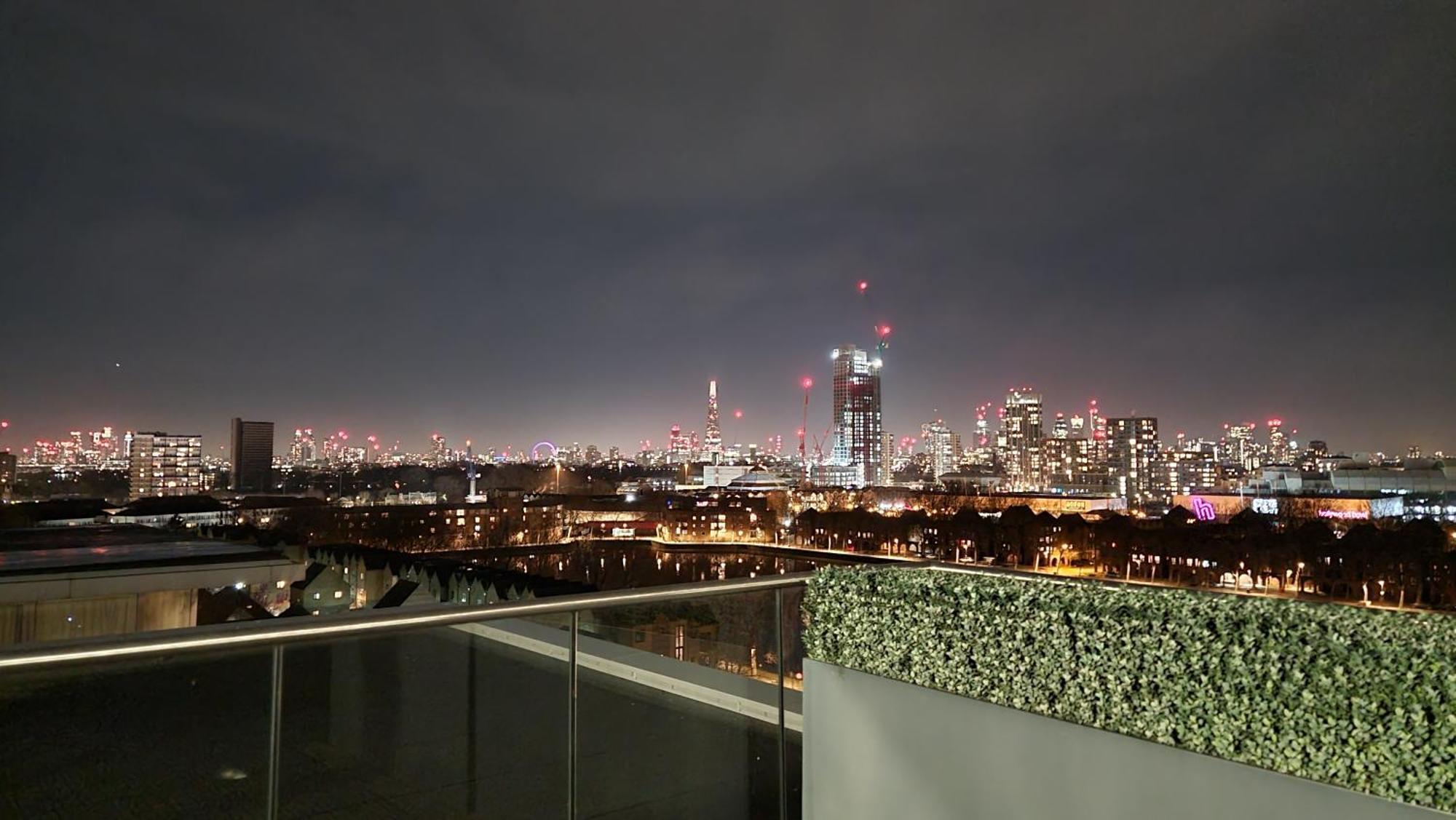 Riverside 1Br With Easy Transport 20Min To City Centre London Exterior photo